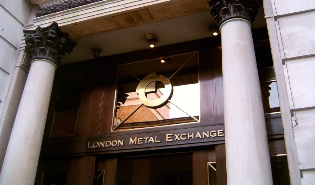 Tìm hiểu Sàn giao dịch kim loại London (LME) là gì