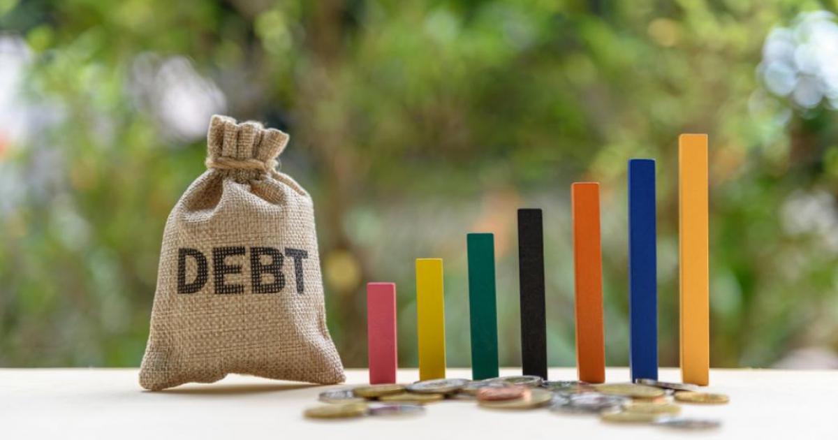 Dư nợ là gì? Dư nợ là gì? Là khoản tiền vay từ các tổ chức tài chính nhưng vẫn chưa trả